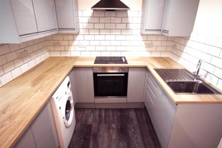 2 bedroom Property to let in Charminster Road, Bournemouth