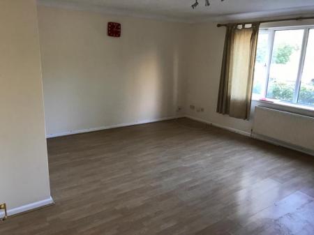 2 bedroom Flat to let in Wellington Road, Bournemouth