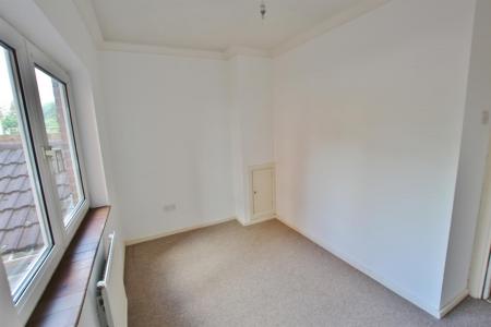 2 bedroom Flat to let in Christchurch Road, Bournemouth