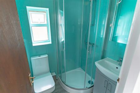 3 bedroom Flat to let in Bennett Road, Bournemouth