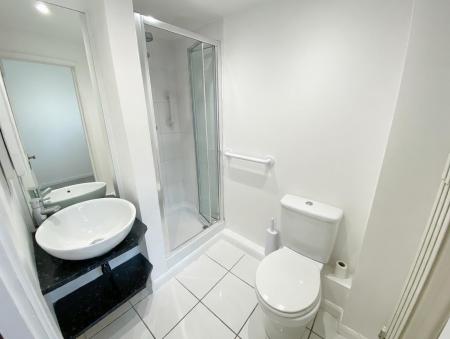 2 bedroom Flat to let in Southwood Avenue, Bournemouth, Bournemouth