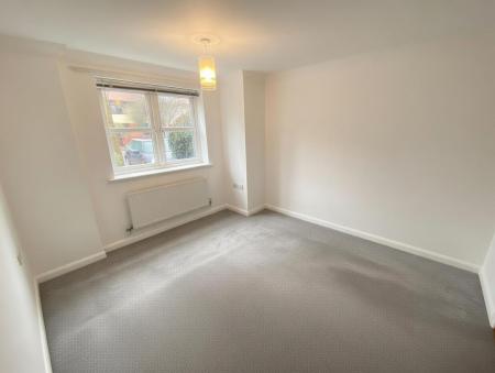 2 bedroom Flat to let in Southwood Avenue, Bournemouth, Bournemouth