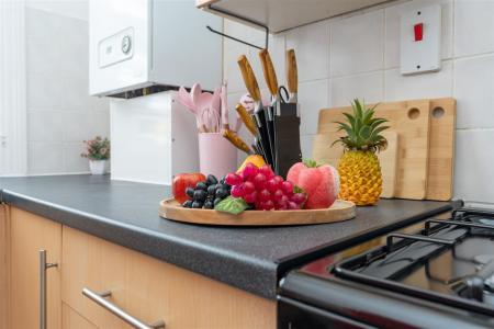 2 bedroom Flat to let in Surrey Road, Bournemouth