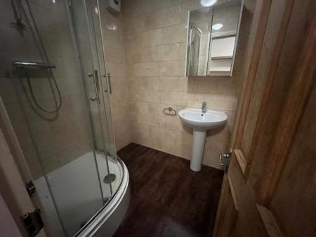 2 bedroom Flat to let in Manor Road, Bournemouth