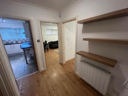 2 bedroom Flat to let in Manor Road, Bournemouth