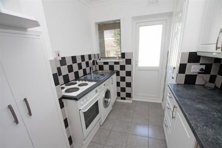 2 bedroom Flat to let in Wimborne Road, Bournemouth