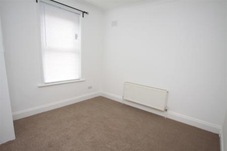 2 bedroom Maisonette to let in Curzon Road, Bournemouth