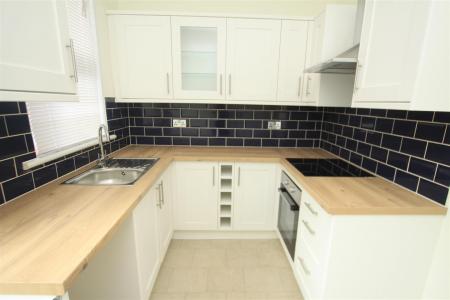 2 bedroom Maisonette to let in Curzon Road, Bournemouth