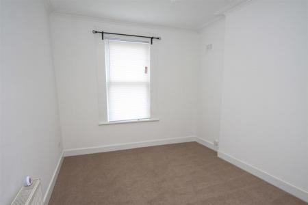 2 bedroom Maisonette to let in Curzon Road, Bournemouth