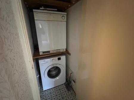 2 bedroom Flat to let in Manor Road, Bournemouth