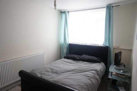 3 bedroom Terraced House to let in Upton Heath Estate, Upton, Poole