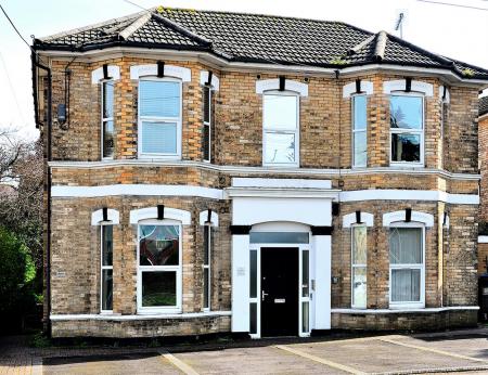 St. Swithuns Road South, Bournemouth