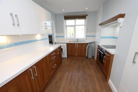 2 bedroom Flat to let in Castle Lane East, Bournemouth