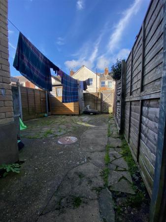3 bedroom Terraced House to let in Spring Road, Springbourne, Bournemouth