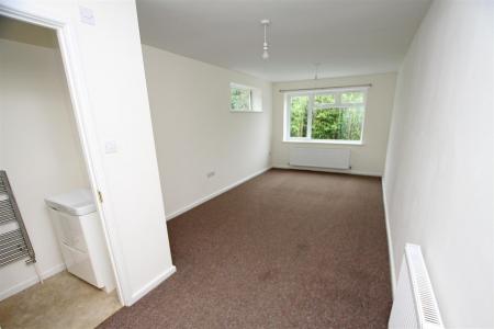 2 bedroom Detached bungalow to let in Ferris Close, Bournemouth