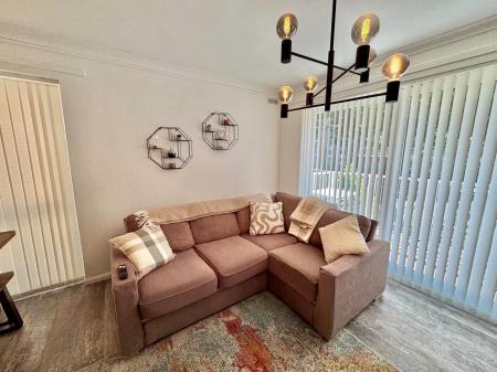 2 bedroom Flat to let in St. Anthonys Road, Bournemouth