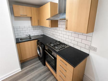 2 bedroom Flat to let in Kings Road, Bournemouth