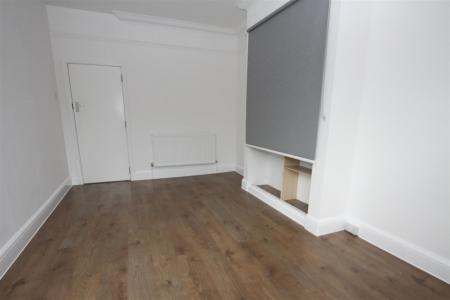 3 bedroom Duplex to let in Kings Road, Bournemouth