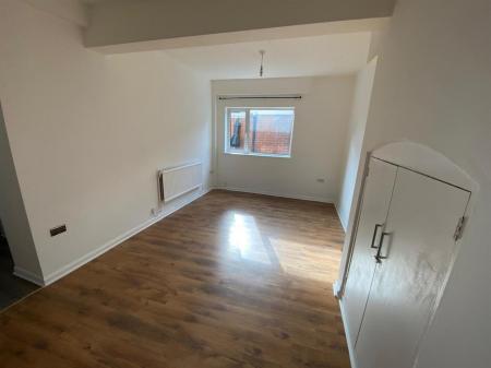 2 bedroom Flat to let in Kings Road, Bournemouth