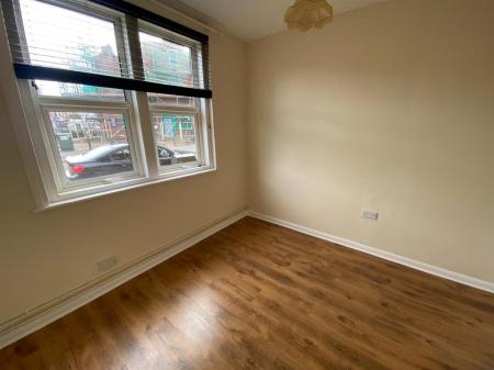 2 bedroom Flat to let in Kings Road, Bournemouth
