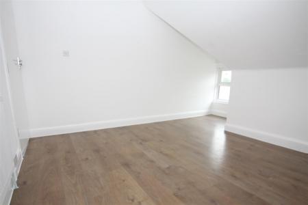3 bedroom Duplex to let in Kings Road, Bournemouth