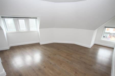 3 bedroom Duplex to let in Kings Road, Bournemouth