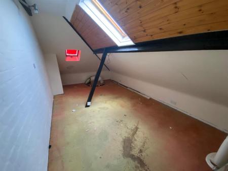 3 bedroom Semi-detached house to let in South Road, Bournemouth