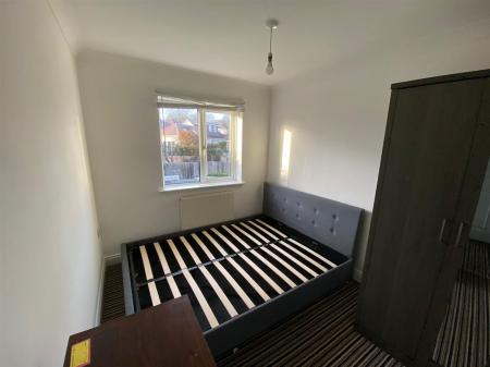 3 bedroom Semi-detached house to let in Wimborne Road, Bournemouth