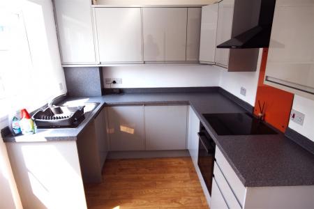 3 bedroom Semi-detached house to let in Evesham Close, Bournemouth