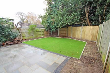 3 bedroom Detached house to let in Colemore Road, Bournemouth