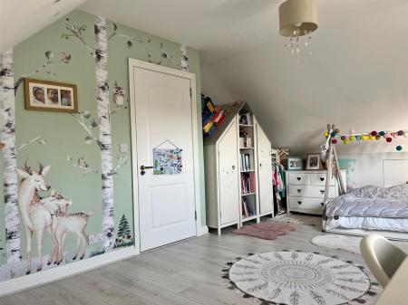 4 bedroom Detached bungalow to let in Kent Road, Poole