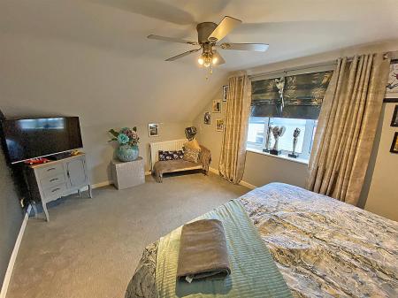 4 bedroom Detached bungalow for sale in Howeth Road, Bournemouth