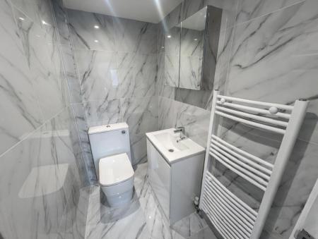 2 bedroom Flat to let in Northcote Road, Bournemouth