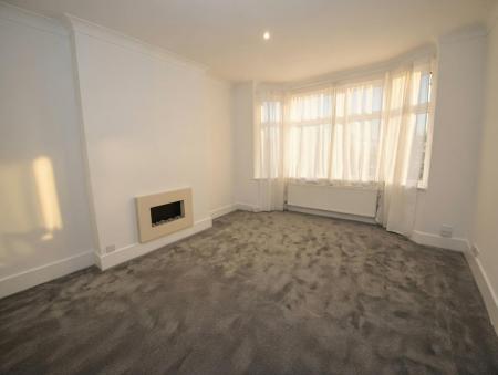 3 bedroom Detached house to let in Beaufort Road, Bournemouth