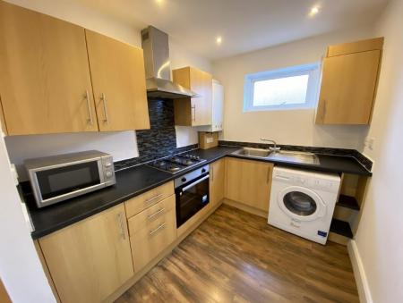 2 bedroom Apartment to let in Seabourne Road, Bournemouth