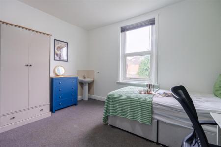 1 bedroom House share to let in Gerald Road, Bournemouth