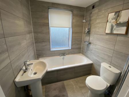 3 bedroom Detached house to let in Crichel Road, Bournemouth