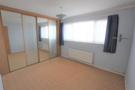 2 bedroom Semi-detached house for sale in Durweston Close, Muscliff, Bournemouth