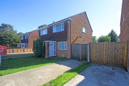2 bedroom Semi-detached house for sale in Durweston Close, Muscliff, Bournemouth
