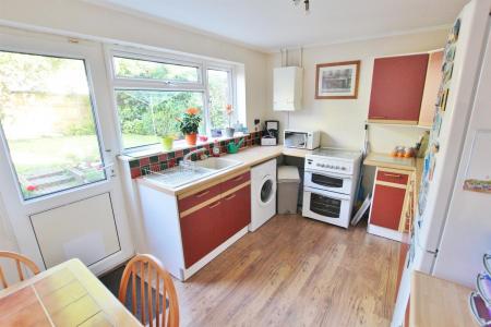2 bedroom Semi-detached house for sale in Durweston Close, Muscliff, Bournemouth