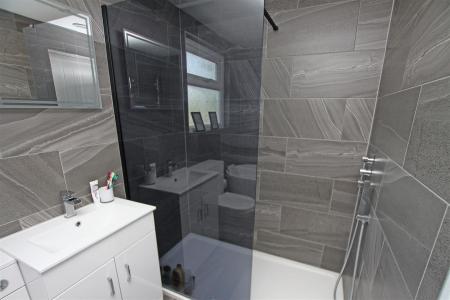 3 bedroom End of terrace house for sale in Craigmoor Avenue, Bournemouth