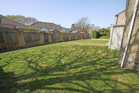 3 bedroom End of terrace house for sale in Craigmoor Avenue, Bournemouth