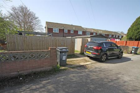 3 bedroom End of terrace house for sale in Craigmoor Avenue, Bournemouth