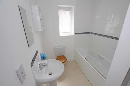 3 bedroom Semi-detached house to let in Rosemary Road, Poole