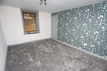 2 bedroom Flat to let in Lansdowne Road, Bournemouth