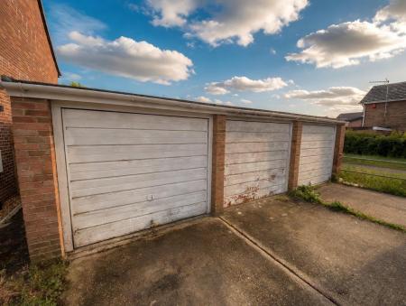 3 bedroom Terraced House for sale in Durweston Close, Muscliff, Bournemouth