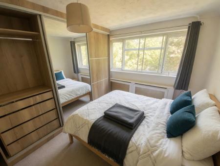 2 bedroom Flat to let in Lindsay Road, Poole