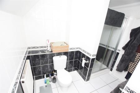 5 bedroom Detached house for sale in Holdenhurst Village Road, Bournemouth