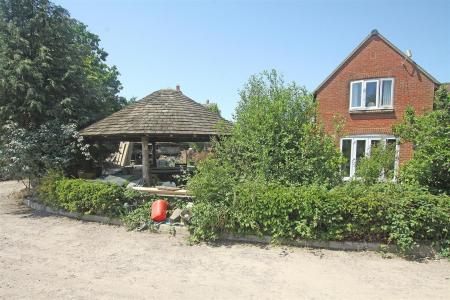 5 bedroom Detached house for sale in Holdenhurst Village Road, Bournemouth