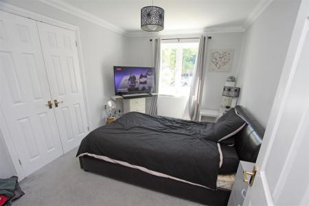 5 bedroom Detached house for sale in Holdenhurst Village Road, Bournemouth